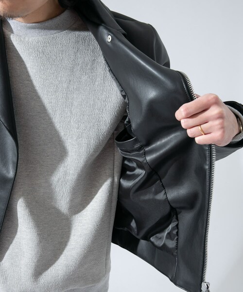 URBAN RESEARCH ROSSO WOMEN(アーバンリサーチ ロッソ)の「仿皮革質感騎士外套(ジャケット/アウター・メンズ・黑色・M/L)」の14枚目の写真