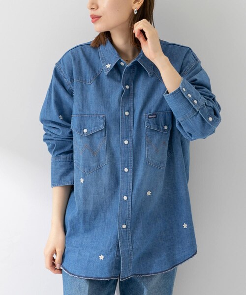 Wrangler(ラングラー)の「Wrangler RIGHT HAND SHIRT DENIM(その他・レディース・インディゴ・S)」の2枚目の写真