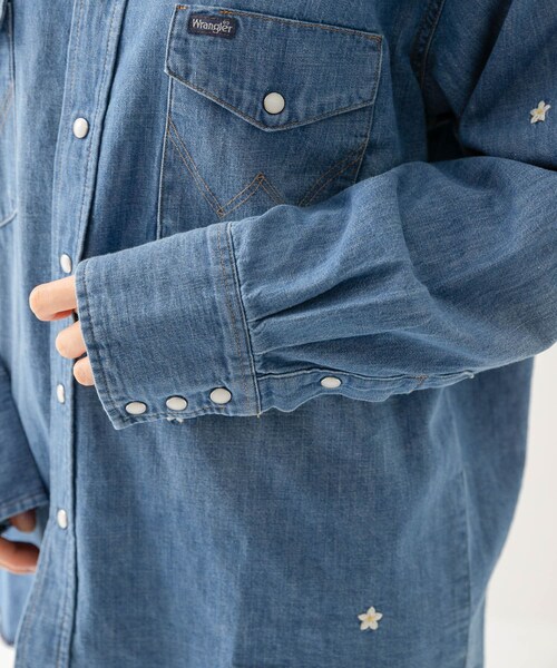 Wrangler(ラングラー)の「Wrangler RIGHT HAND SHIRT DENIM(その他・レディース・インディゴ・S)」の11枚目の写真