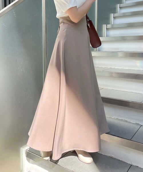 one after another NICE CLAUP（ワンアフターアナザーナイスクラップ）の「【web限定】バックレースアップフレアスカート（スカート・レディース・グレー系その他/ベージュ/ブラウン/ブラック・1/2）」の3枚目の写真