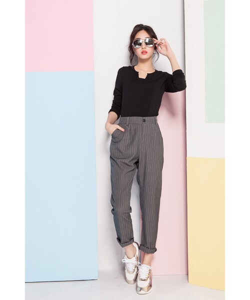 ORENDA(オレンダ)の「英倫風格直條紋鬆緊老爺褲(パンツ・レディース・灰/黑・S/M/L)」の3枚目の写真