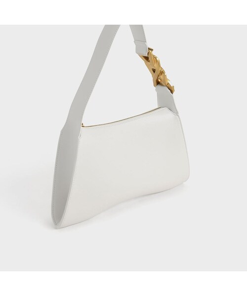 CHARLES & KEITH（チャールズ & キース）の「【2022 SPRING 新作】チェーンリンク ストラップショルダーバッグ / Chain-Link Strap Shoulder Bag （Chalk）（その他・レディース・Chalk・M/FREE）」の2枚目の写真