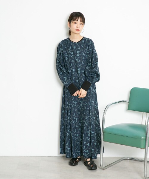 KBF（ケイビーエフ）の「フラワープリントマーメイドワンピース（その他・レディース・NAVY/YELLOW/GREEN・one）」の19枚目の写真