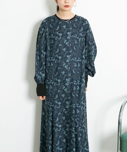 KBF（ケイビーエフ）の「フラワープリントマーメイドワンピース（その他・レディース・NAVY/YELLOW/GREEN・one）」の13枚目の写真