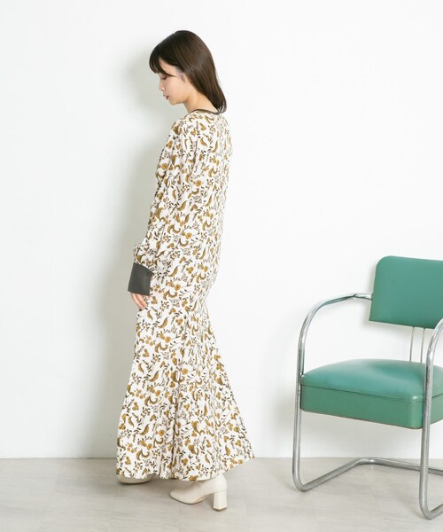 KBF（ケイビーエフ）の「フラワープリントマーメイドワンピース（その他・レディース・NAVY/YELLOW/GREEN・one）」の12枚目の写真