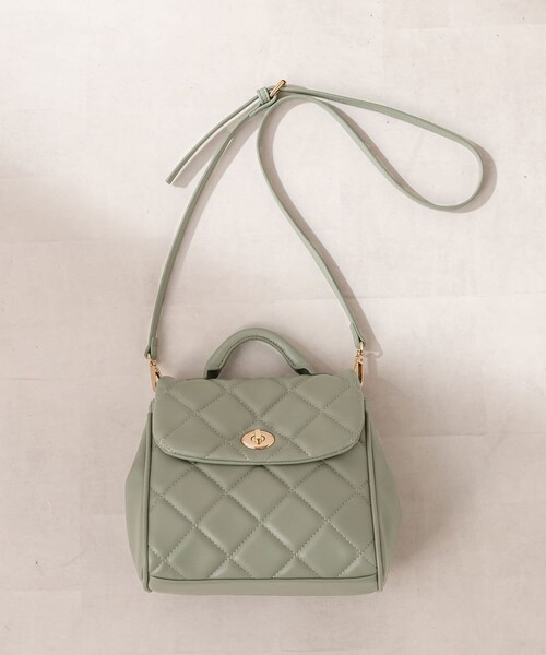 OLIVE des OLIVE(オリーブデオリーブ)の「キルティングショルダー(ショルダーバッグ・レディース・オフホワイト/グリーン/ベージュ系その他・FREE)」の2枚目の写真