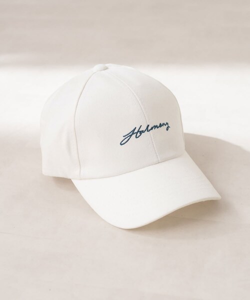 OLIVE des OLIVE（オリーブデオリーブ）の「ロゴ刺繍入りキャップ（ハット・レディース・ホワイト/ブラック/ベージュ・FREE）」の2枚目の写真