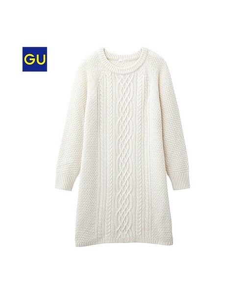 GU（ジーユー）の「（GU）ケーブルワンピース（長袖）（WOMEN ⁄ ニット・レディース・YELLOW/OFF WHITE/GRAY/LIGHT PURPLE/NAVY/BLUE・S/L/XL/M）」の2枚目の写真