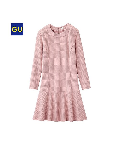 GU（ジーユー）の「（GU）アンダーフレアワンピース（長袖）（WOMEN ⁄ ワンピース・レディース・BLACK/PINK/NAVY・M/L/XL/S）」の3枚目の写真