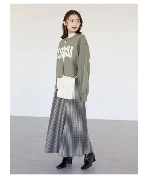 Green　Parks（グリーンパークス）の「【予約】・cache cache フリンジショルダー（財布/小物・アイボリー/グレー/ブラック/レッド/イエロー・F）」の5枚目の写真