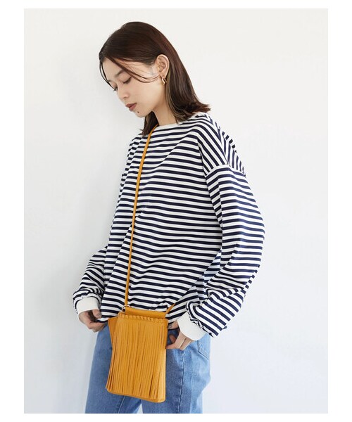 Green　Parks（グリーンパークス）の「【予約】・cache cache フリンジショルダー（財布/小物・アイボリー/グレー/ブラック/レッド/イエロー・F）」の4枚目の写真