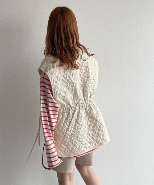 w closet(ダブルクローゼット)の「★先行予約★前リボンVネックキルティングベスト【4月上旬入荷】(ジャケット/アウター・レディース・アイボリー/ピンク/イエロー・FREE)」の7枚目の写真