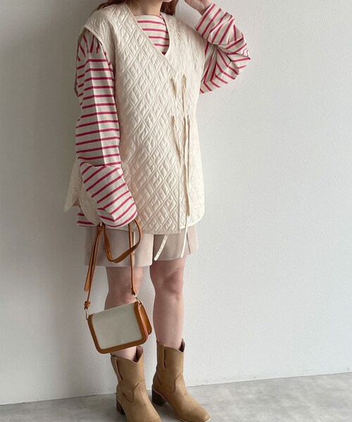 w closet(ダブルクローゼット)の「★先行予約★前リボンVネックキルティングベスト【4月上旬入荷】(ジャケット/アウター・レディース・アイボリー/ピンク/イエロー・FREE)」の14枚目の写真