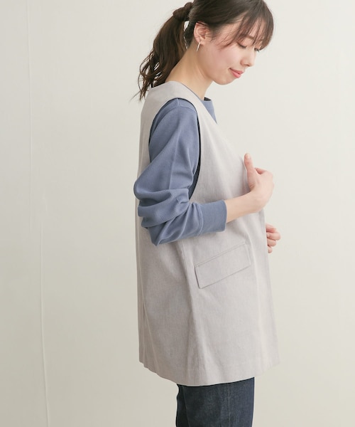 URBAN RESEARCH DOORS（アーバンリサーチドアーズ）の「コットンノーカラーベスト（その他・レディース・GRAY/BEIGE・1）」の13枚目の写真