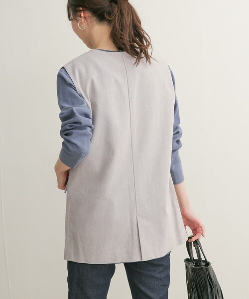 URBAN RESEARCH DOORS（アーバンリサーチドアーズ）の「コットンノーカラーベスト（その他・レディース・GRAY/BEIGE・1）」の11枚目の写真