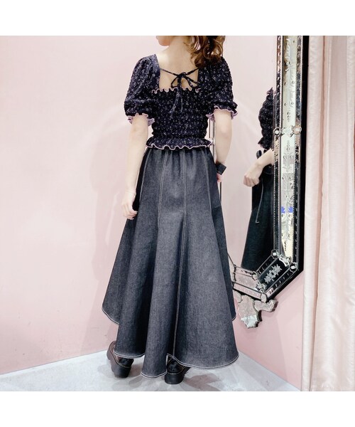 lilLilly（リルリリー）の「デザインベルトデニムスカート（スカート・レディース・INDIGO/BLACK）」の7枚目の写真