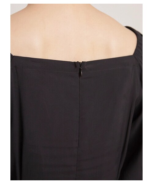 Green Parks(グリーンパークス)の「armonia.デザインショルダーワンピース(ワンピース/ドレス・ブラック/オレンジ/カーキ・F)」の11枚目の写真