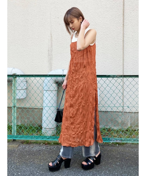 EMODA(エモダ)の「ストライプカラールーズジーンズ(デニムパンツ・ブルー/ブラック・S/M)」の11枚目の写真