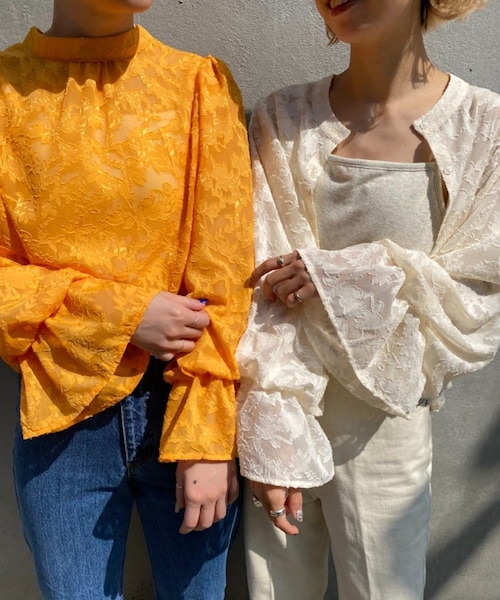 CIAOPANIC(チャオパニック)の「シアージャガードブラウス(シャツ/ブラウス・レディース・オフホワイト/オレンジ/ブラック・F)」の1枚目の写真