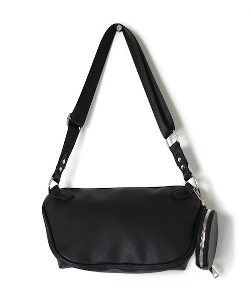 w closet(ダブルクローゼット)の「★先行予約★ミニポーチ付きボディバッグ【5月中旬入荷】(バッグ・レディース・ブラック/キャメル/ブルー・FREE)」の12枚目の写真