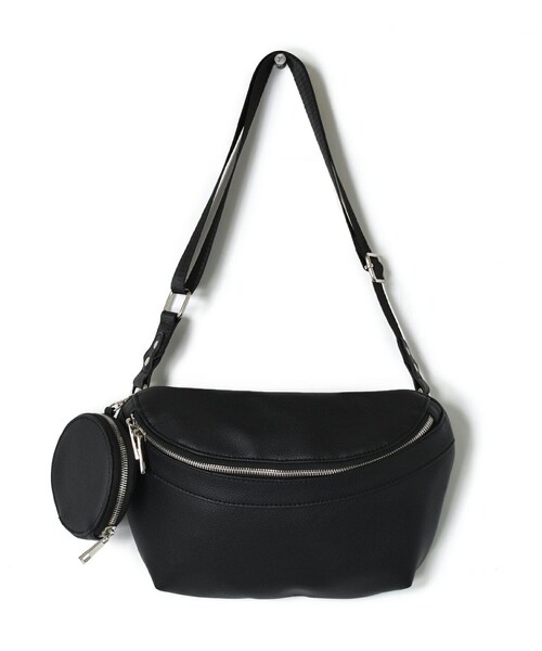 w closet(ダブルクローゼット)の「★先行予約★ミニポーチ付きボディバッグ【5月中旬入荷】(バッグ・レディース・ブラック/キャメル/ブルー・FREE)」の11枚目の写真