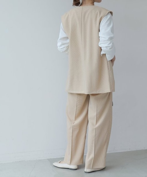 frames RAY CASSIN（フレームスレイカズン）の「ダブル釦ノーカラージレ セットアップ着用可（ジャケット/アウター・レディース・クロ/ベージュ/イエロー系/グリーン系・FREE）」の8枚目の写真