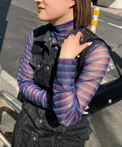 WHO'S WHO gallery（フーズフーギャラリー）の「アソート柄パワーネットトップス（Tシャツ/カットソー・レディース・オフホワイト/パープル/サックスブルー/グレー・F）」の3枚目の写真