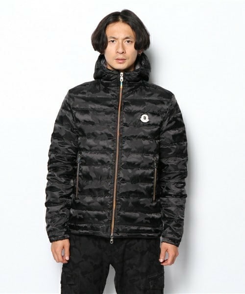 MARK & LONA（マークアンドロナ）の「T.M Camo Down Jacket（ダウン