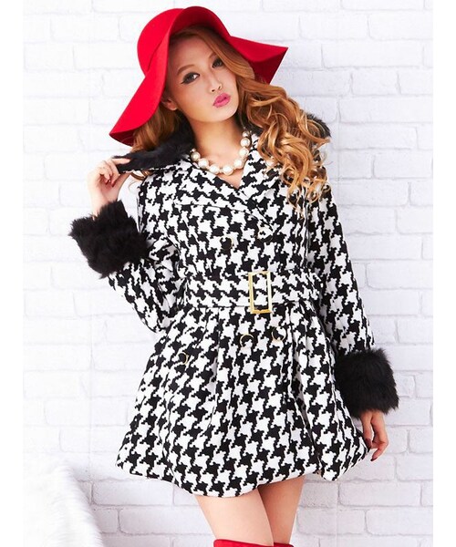 Diable baiser（ディアブルベーゼ）の「フィットアンドフレアモテギャルコート（ジャケット/アウター・レディース・ホワイト/ブラック/千鳥BLK/千鳥PNK/ツイードBLK/チェックWHT/チェックPNK/チェックRED・S/M/L/LL/3L）」の4枚目の写真