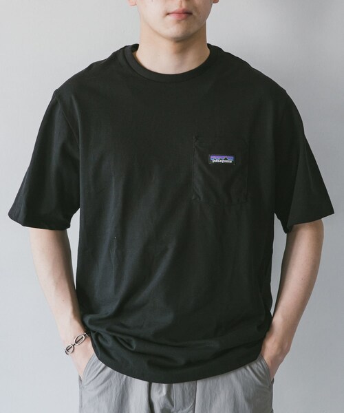 patagonia（パタゴニア）の「patagonia P-6 Label Pocket Re-T-shirts（その他・メンズ・GLH/WHI/BLK・S/M/L）」の2枚目の写真