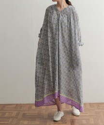 『別注』SOIL×DOORS　フラワープリントワンピース ブルー 洗える SOIL – Exclusive Item – コンフォート＆リラックスで爽やかな