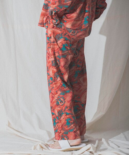URBAN RESEARCH ID（アーバンリサーチ アイディー）の「URBAN RESEARCH iD PRINT EASY PANTS（その他・メンズ・マーブル/ペイズリー/エスニック・M/L）」の4枚目の写真