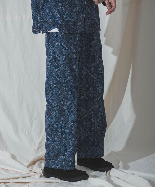 URBAN RESEARCH ID（アーバンリサーチ アイディー）の「URBAN RESEARCH iD PRINT EASY PANTS（その他・メンズ・マーブル/ペイズリー/エスニック・M/L）」の17枚目の写真
