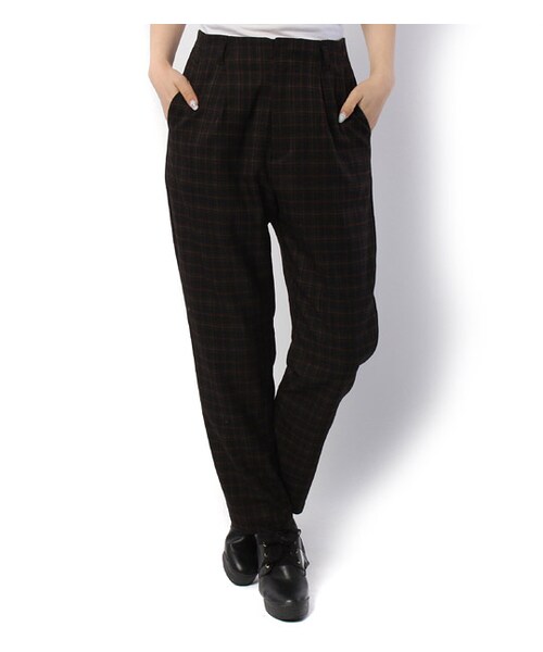 PAGEBOY(ページボーイ)の「【mini12月号掲載】型押し細ベルト付きテーパードパンツ(パンツ・レディース・グレー系/ブラウン系/ダークグリーン/ネイビー)」の12枚目の写真