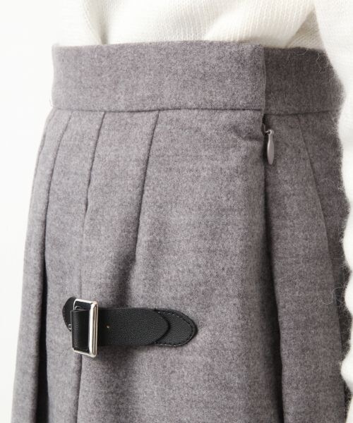 Heather(ヘザー)の「プリーツミディスカート(スカート・レディース・グレー/レッド/ブルー・S/M)」の8枚目の写真