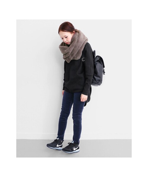 KBF（ケイビーエフ）の「WEB限定 EGGシルエットプルオーバー（トップス・レディース・BLACK/CHARCOAL/GRAY・one）」の10枚目の写真