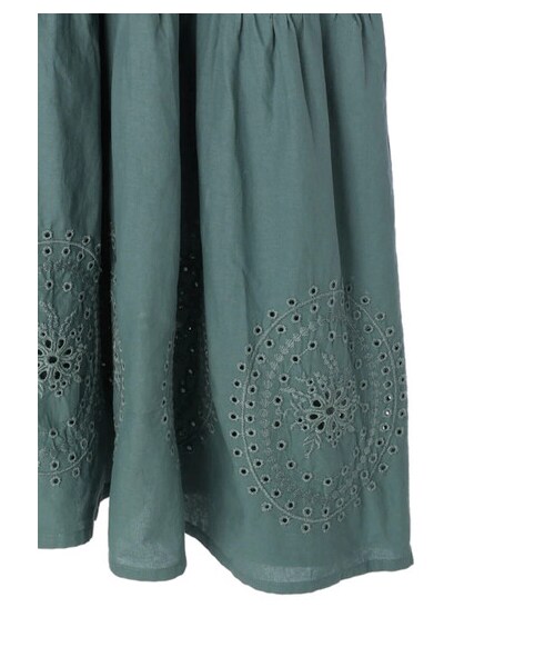 Green　Parks（グリーンパークス）の「・ESCAR アイレットティアードワンピース（ワンピース/ドレス・ブラック/グリーン・F）」の18枚目の写真