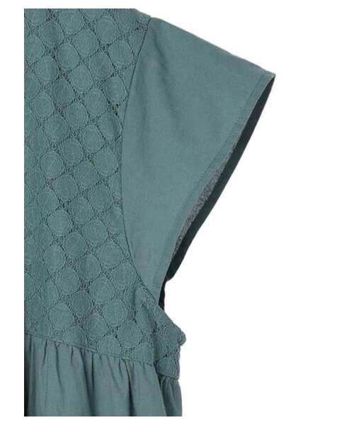 Green　Parks（グリーンパークス）の「・ESCAR アイレットティアードワンピース（ワンピース/ドレス・ブラック/グリーン・F）」の17枚目の写真