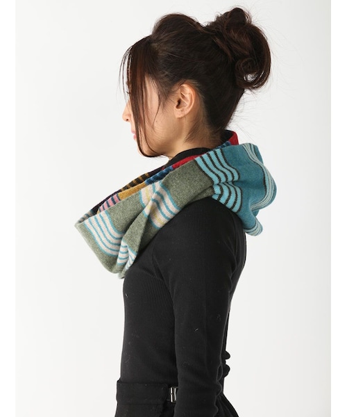 BEAVER（ビーバー）の「別 Harmony Loop Scarf（トップス・レディース・GREEN/BLUE・F）」の6枚目の写真
