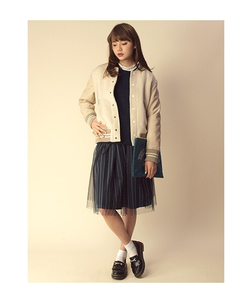 w closet(ダブルクローゼット)の「スタジャン(トップス・レディース・L.ベージュ/ネイビー・FREE)」の10枚目の写真