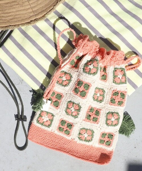 FREAK'S STORE(フリークスストア)の「pansy crochet pouch【一部予約商品】(バッグ・ピンク/ライトピンク/オレンジ/イエロー/グリーン/サックスブルー/ネイビー・ONE SIZE)」の13枚目の写真