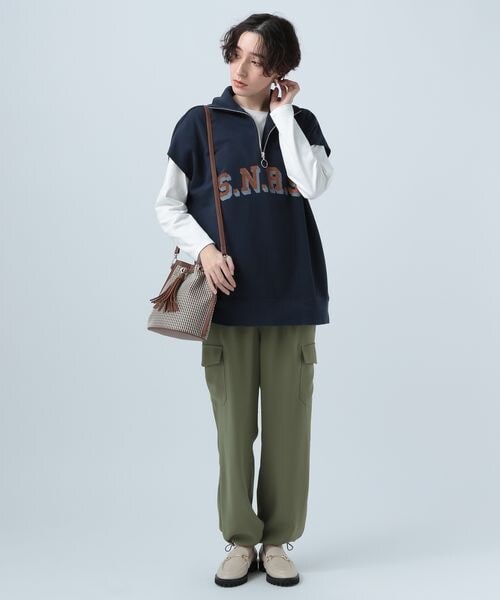 BAYFLOW(ベイフロー)の「カーゴパンツ(パンツ・レディース・アイボリー52/カーキ78/ネイビー88・2(S)/3(M))」の11枚目の写真