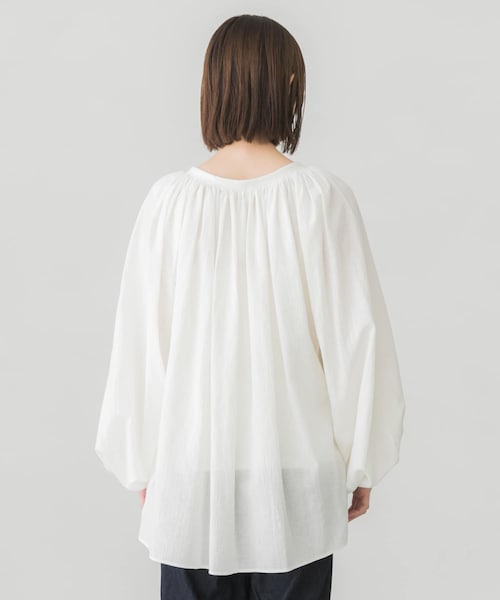 YLEVE（イレーヴ）の「YLEVE COTTON BOIL PEASANT BLOUSE