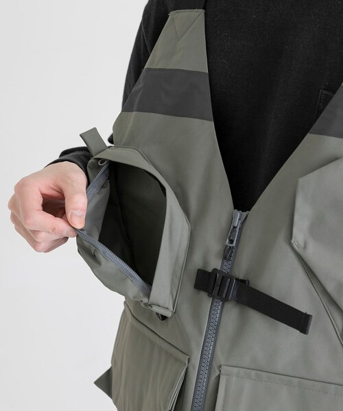 HELLY HANSEN（ヘリーハンセン）の「HELLY HANSEN Utility Vest（その他・メンズ・Sage(SA)/Black(K)・L）」の15枚目の写真