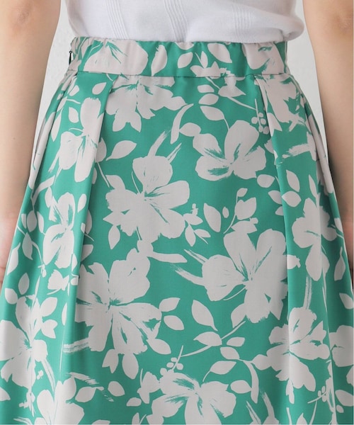 【新品未使用】フラワープリントタックフレアスカート Spick & Span（スピックアンドスパン）の「フラワープリント