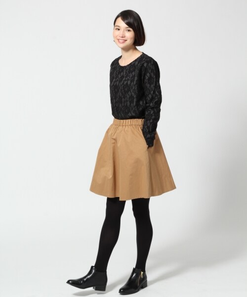 LEPSIM（レプシィム）の「レースボンディングＡライン（トップス・レディース・オフ/ブラック×チャコールグレー/アイボリー×ライトグレー/ダークネイビー・Ｍ/Ｌ）」の6枚目の写真