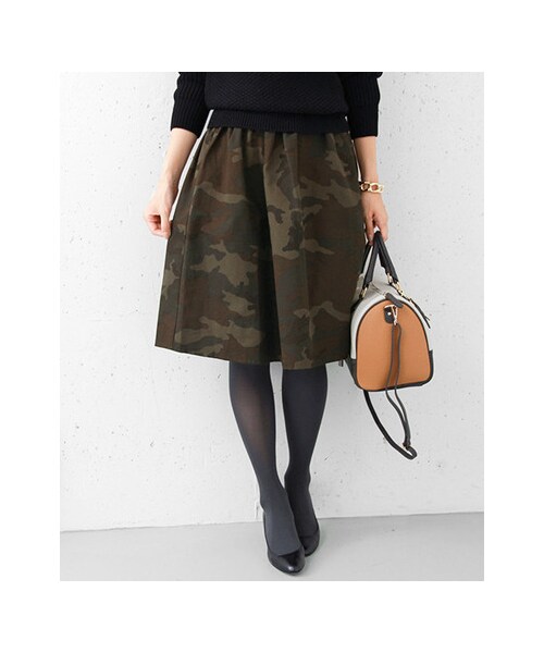 URBAN RESEARCH DOORS(アーバンリサーチドアーズ)の「カモフラコットンギャザースカート(スカート・レディース・KHAKI/BLACK・one)」の3枚目の写真