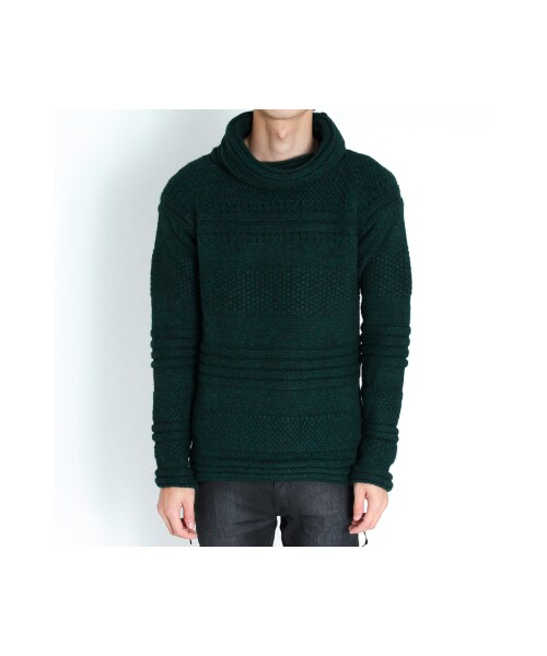 TOM REBL（トムレベル）の「TOM REBL（トムレベル）ハイネックボリュームニット(ブラウン/グリーン)（トップス・ブラウン/グリーン）」の2枚目の写真