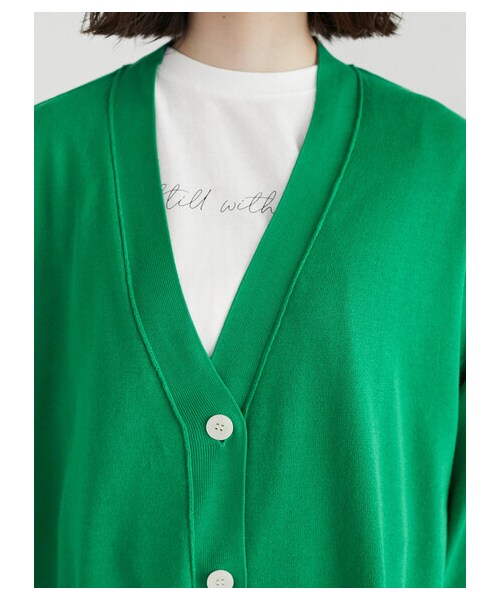 Green　Parks（グリーンパークス）の「洗える ミドル丈ニットカーデ（トップス・オフホワイト/グリーン/ネイビー・F）」の8枚目の写真