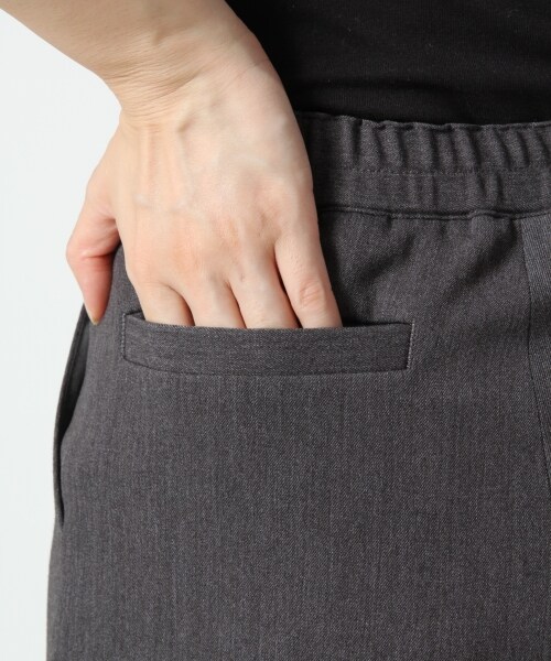 A part by(アパートバイ)の「TRPUスソリブスリムパンツ(パンツ・レディース・ブラック/グレー・M/L)」の9枚目の写真